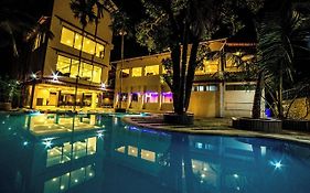 Amansaraa Bhide Retreat